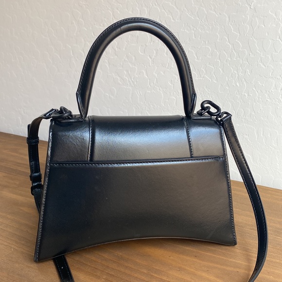 SOLD Balenciaga Hourglass Matte Black Small Shiny Leather Top Handle Bag - Picture 6 of 17
